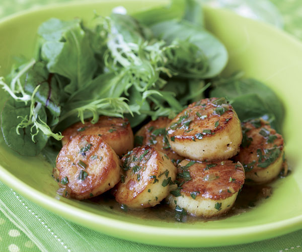 Seared Scallops with Herb-Butter Pan Sauce